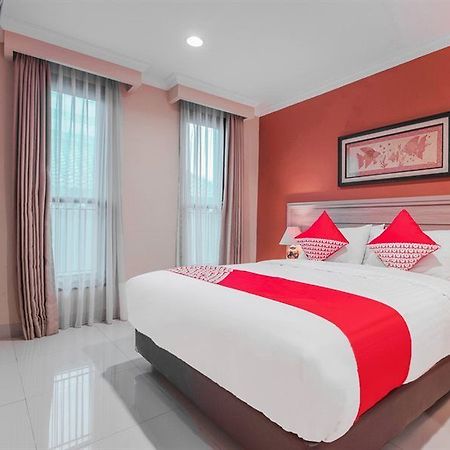 534 Sriwijaya Hotel Jakarta Exteriör bild